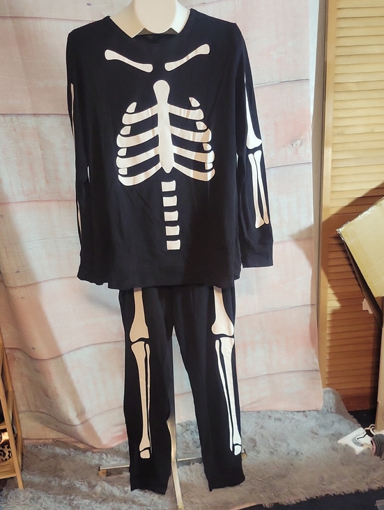Hyde & EEK! Other - Hyde And Eek Skeleton Pajamas
